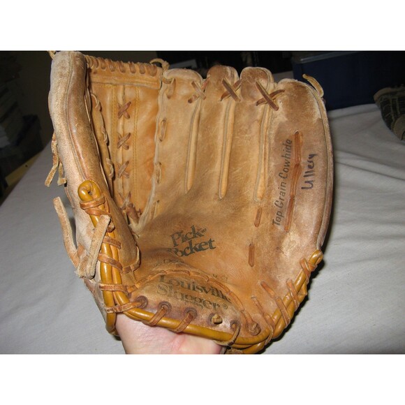 Louisville Slugger Pick Pocket Baseball Softball Glove Mitt LSG13 RHT 13" H & B - Picture 3 of 4